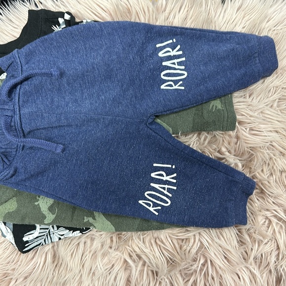 Dinosaur Set - Picture 5 of 6